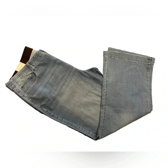 Angels Forever Yours Everplex Sculpt High Rise Flare Jeans Size 22 - Picture 2 of 10